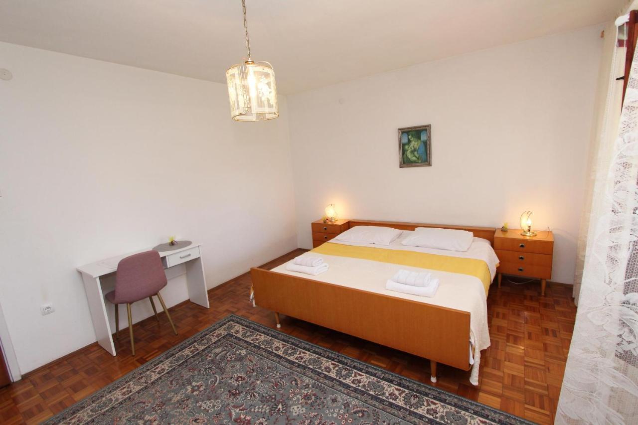 Rooms And Apartments Dino Rovinj Eksteriør billede