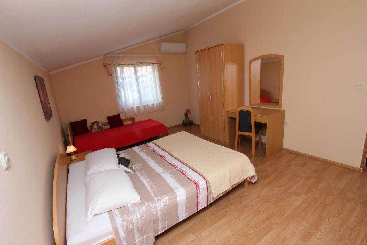 Rooms And Apartments Dino Rovinj Eksteriør billede