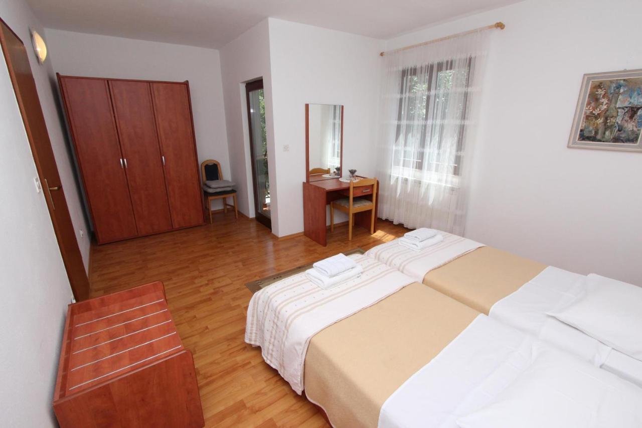 Rooms And Apartments Dino Rovinj Eksteriør billede