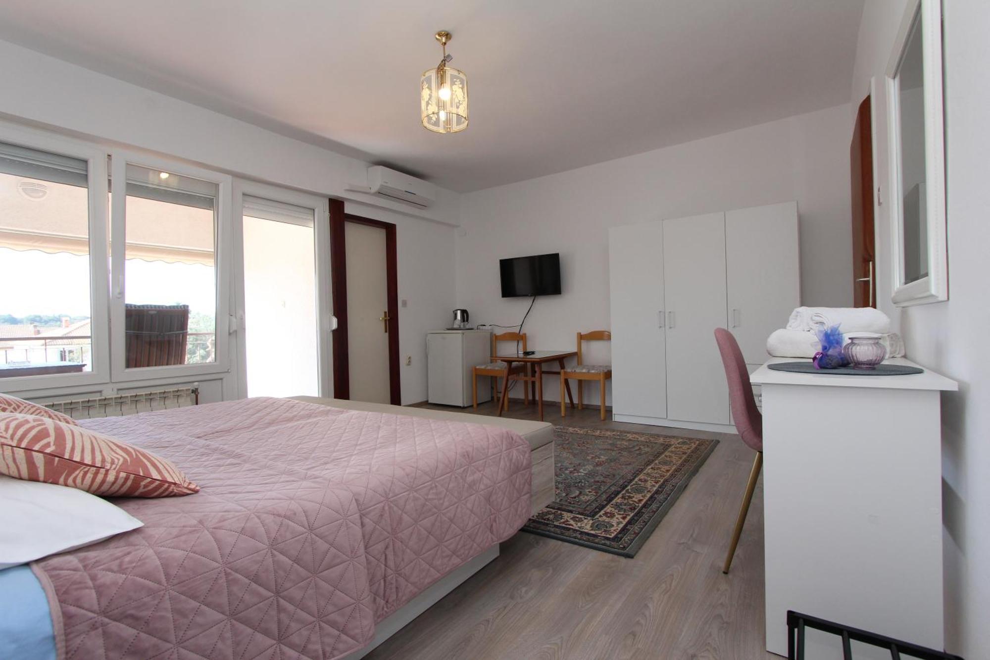 Rooms And Apartments Dino Rovinj Eksteriør billede